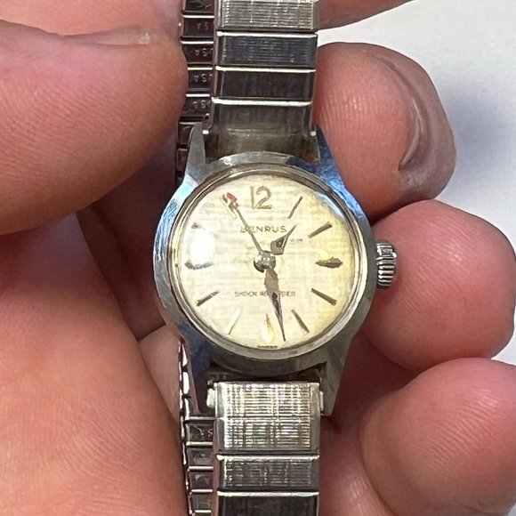 Vintage Benrus Shock Absorber Watch Swiss (1920-1970)s Silver Tone Flexible Band